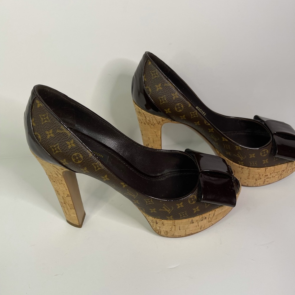 Louis Vuitton Rivoli open toe monogram - Picture 3 of 12